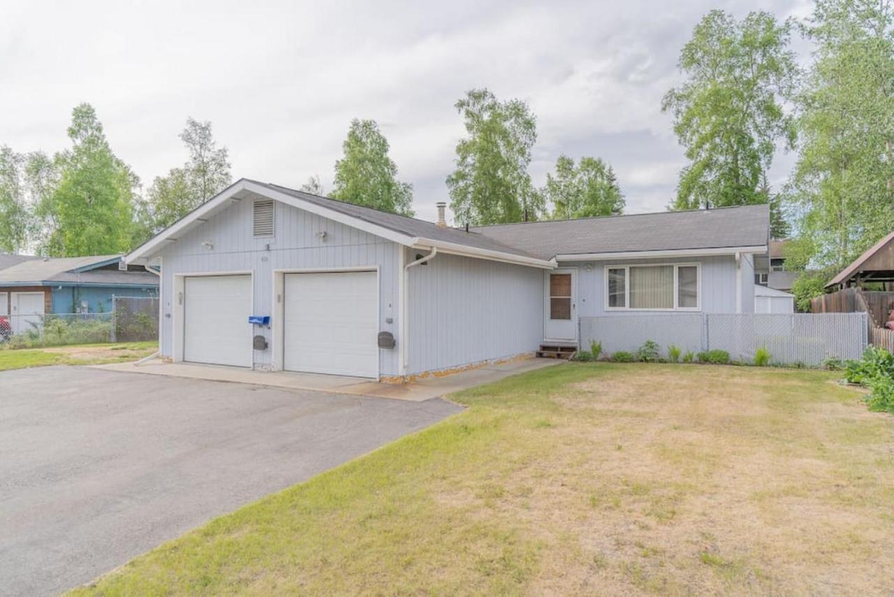 The Eastern Hale Hideaway Villa Fairbanks Exterior photo